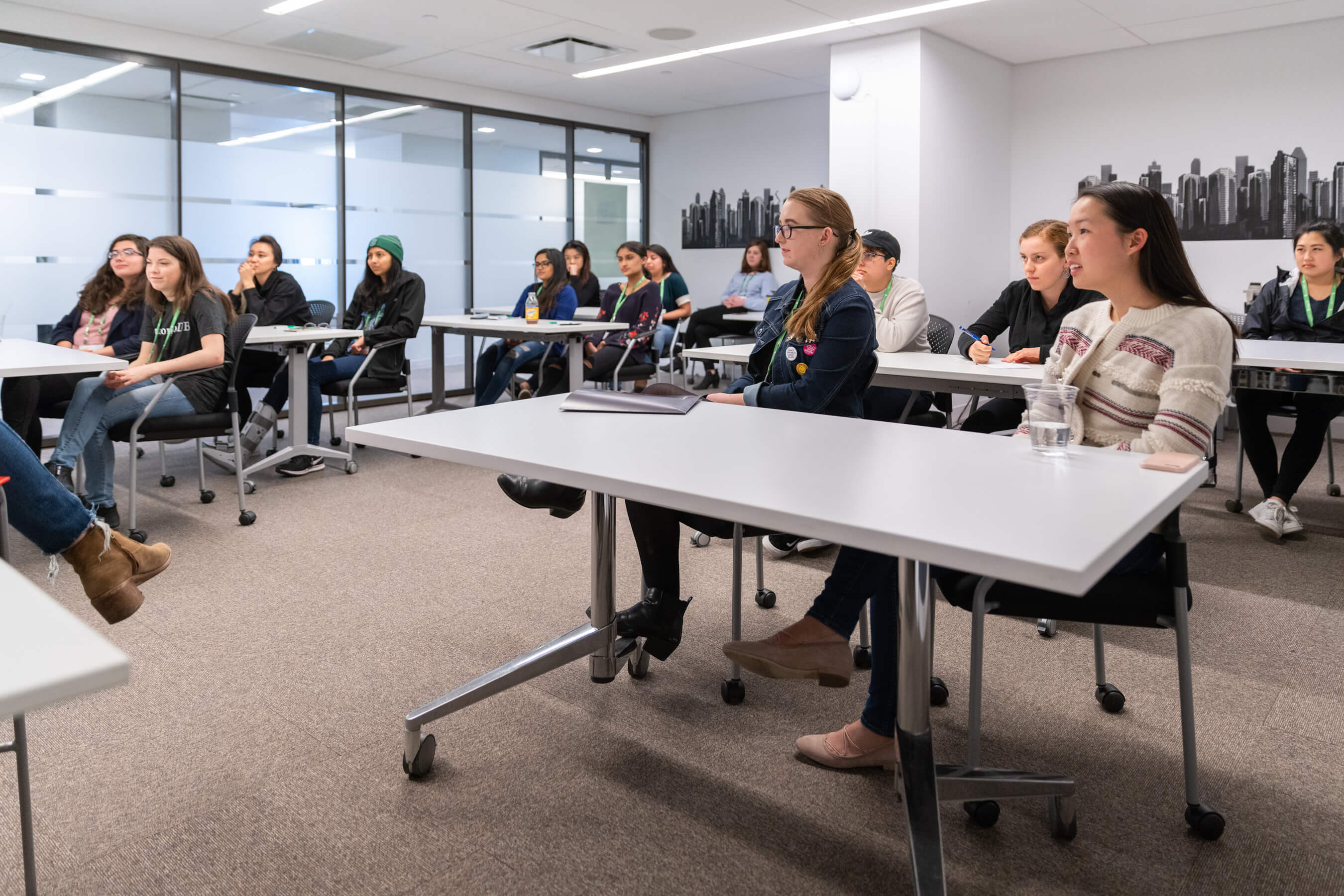 Mongodb Hosts The First Annual Women In Computer Science Summit In
